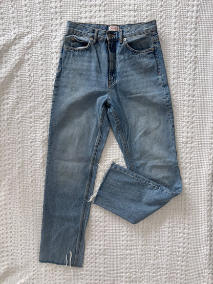 ONLY High Rise Straight Leg Denim | Sz 29 (small fit, 28)