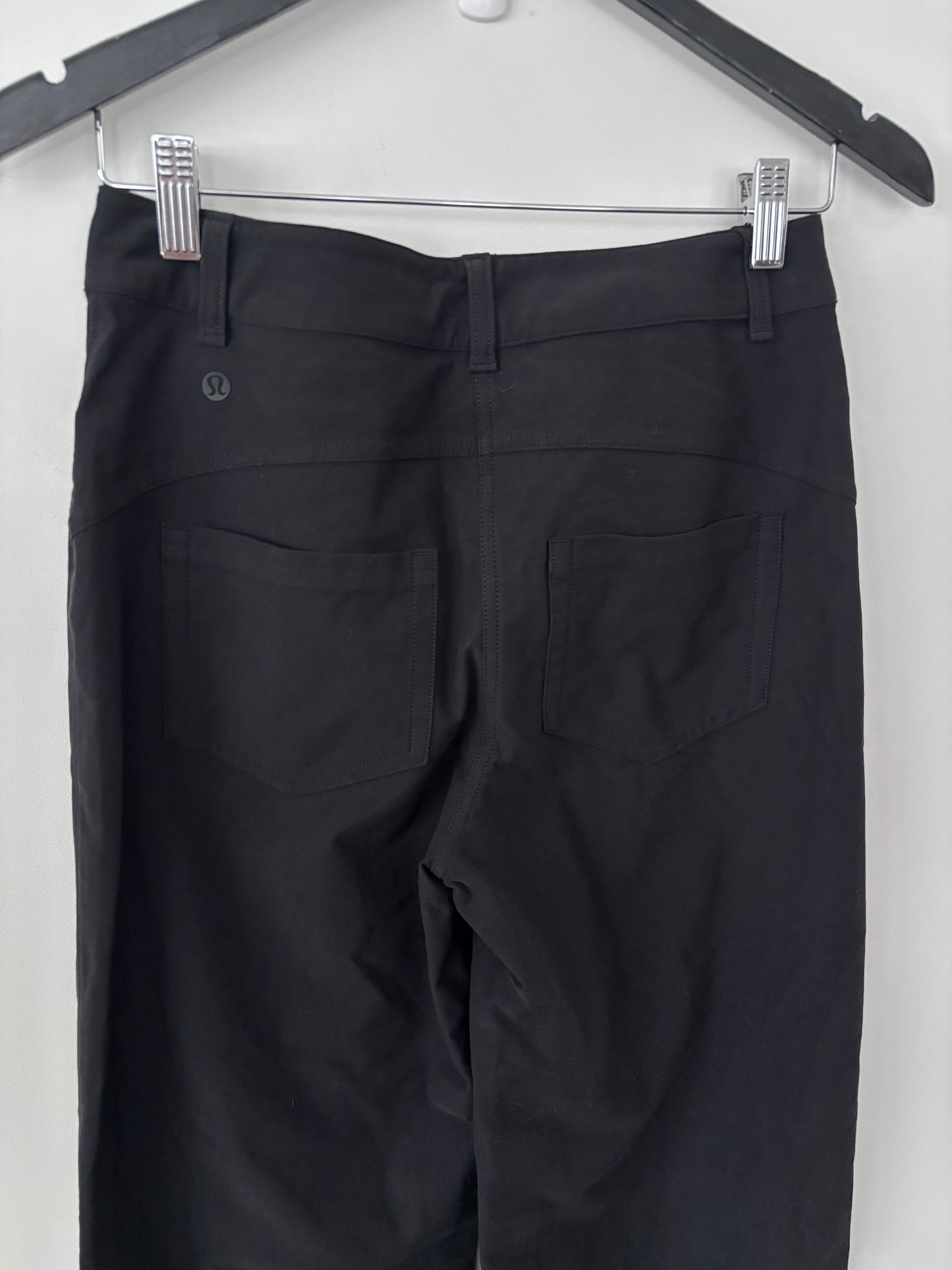 Lululemon EasyFive Low-Rise Classic Wide-Leg Pant| Sz 26
