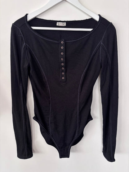 Free People Sloane Bodysuit in Black | Sz Small (oversized)