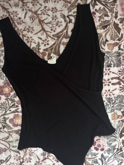C'est Moi Wrap Front Black Bodysuit | Sz OS (Fits S-L)