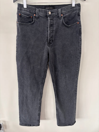 Denim Forum Arlo Straight Leg Denim | Sz 31