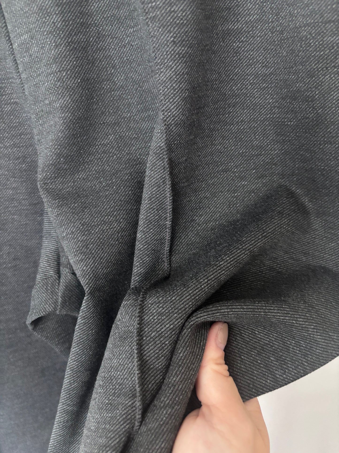 H&M Grey Pleated Wide Leg Pants | Sz Large (bigger fit)
