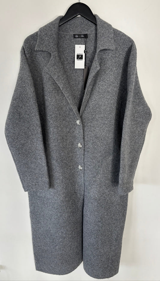 Lyla & Luxe Oversized Victoria Coat Dark Grey | Small (fits like medium or large)