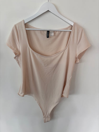 H&M Scoopneck Beige Bodysuit | Sz XL