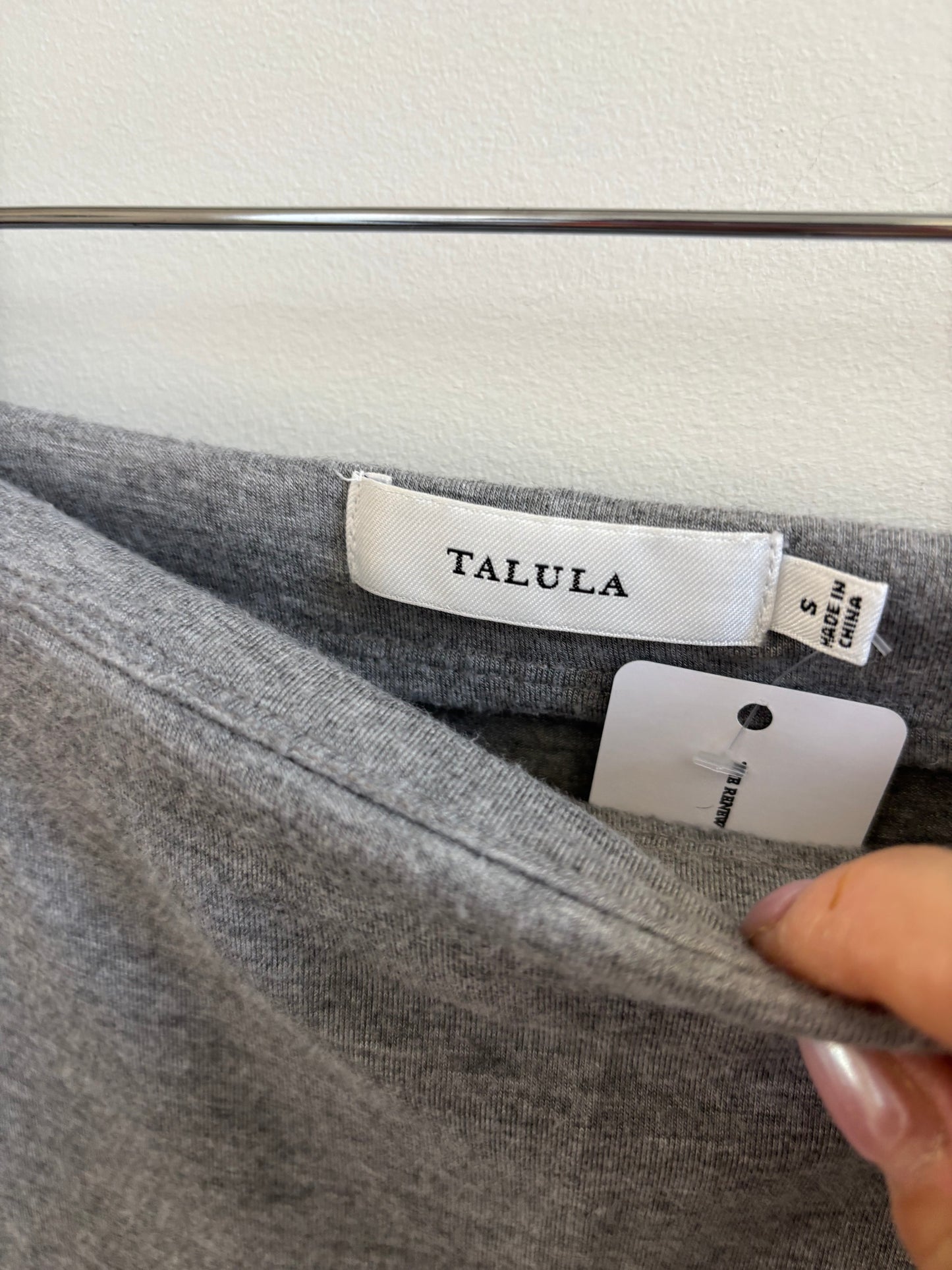 Aritzia / Talula Grey Maxi Skirt | XS (O66M10)