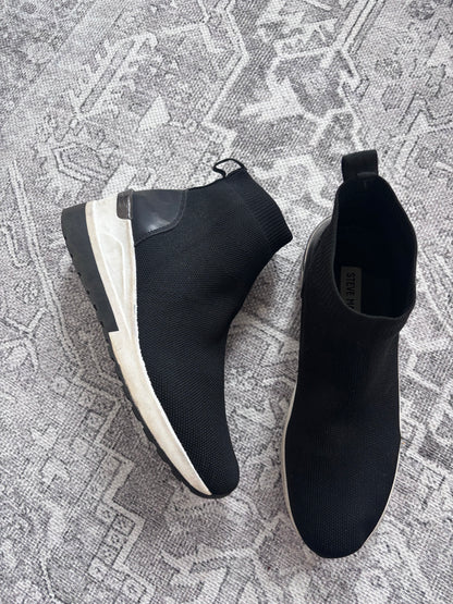 Steve Madden Black Sock Sneakers | Sz 9