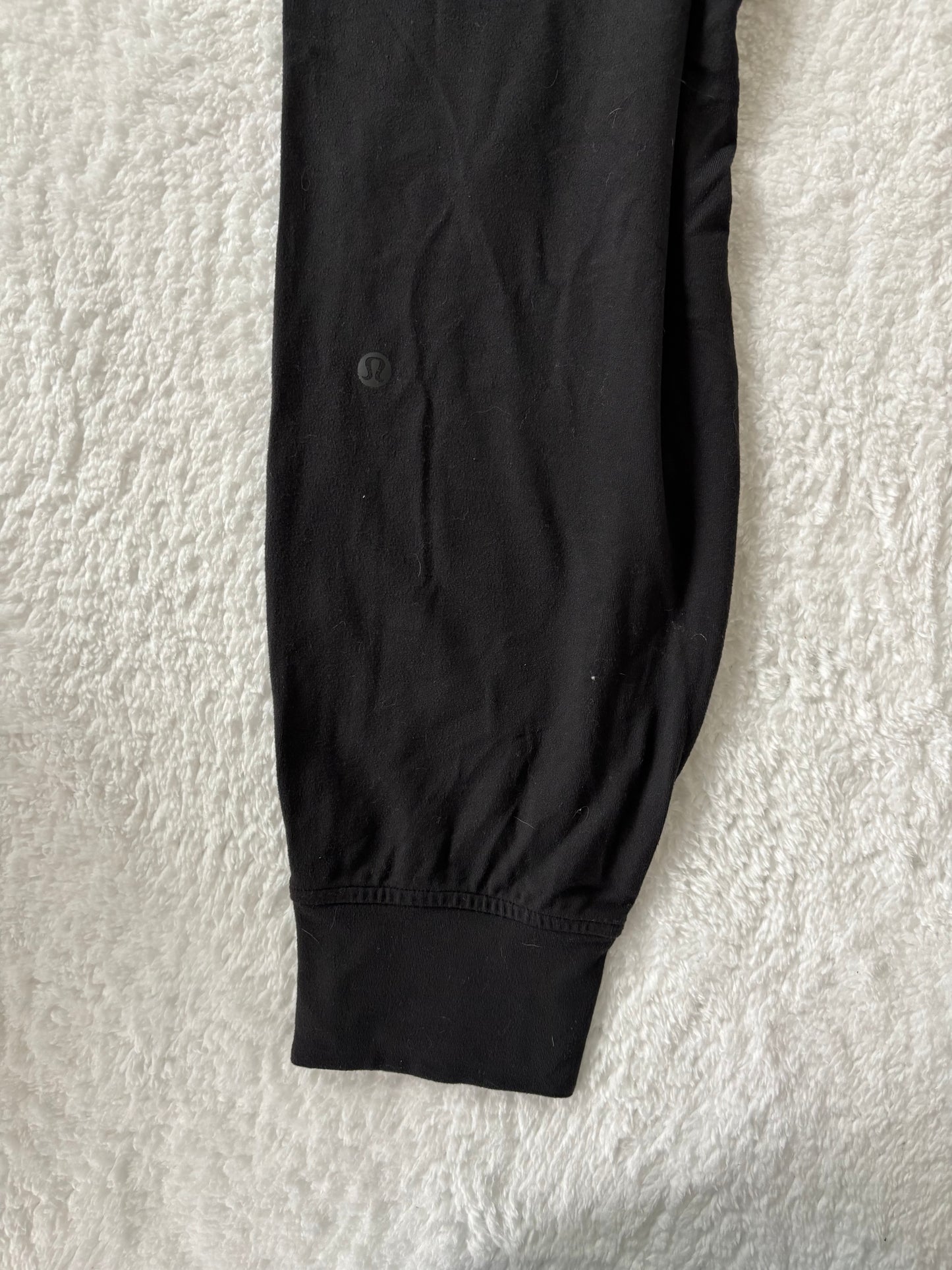 Lululemon Ready to Rulu Joggers in Black | 8