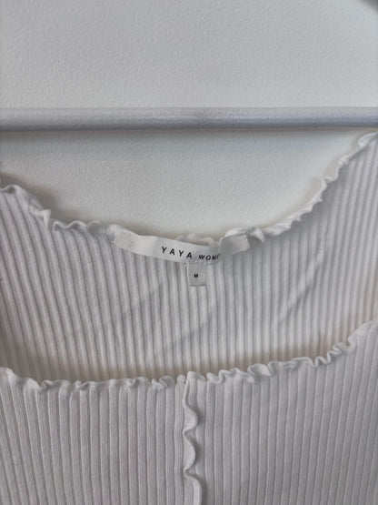 Yaya Wavy Trim Cami in White | Sz Medium