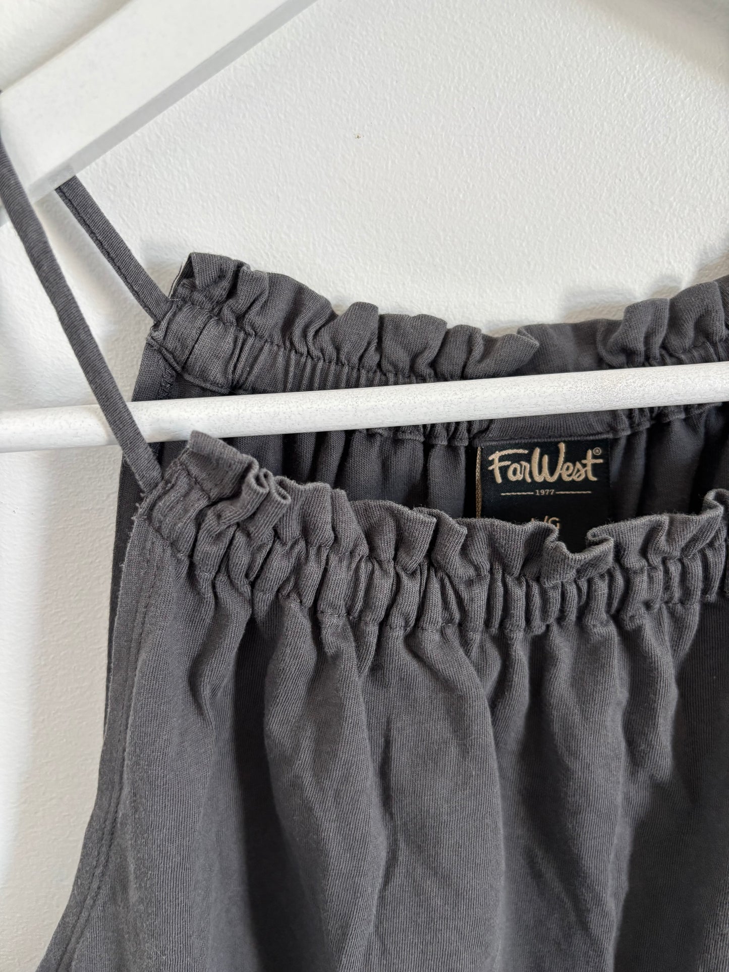 FarWest Grey High Neck Tank | Sz Large (J161N19)