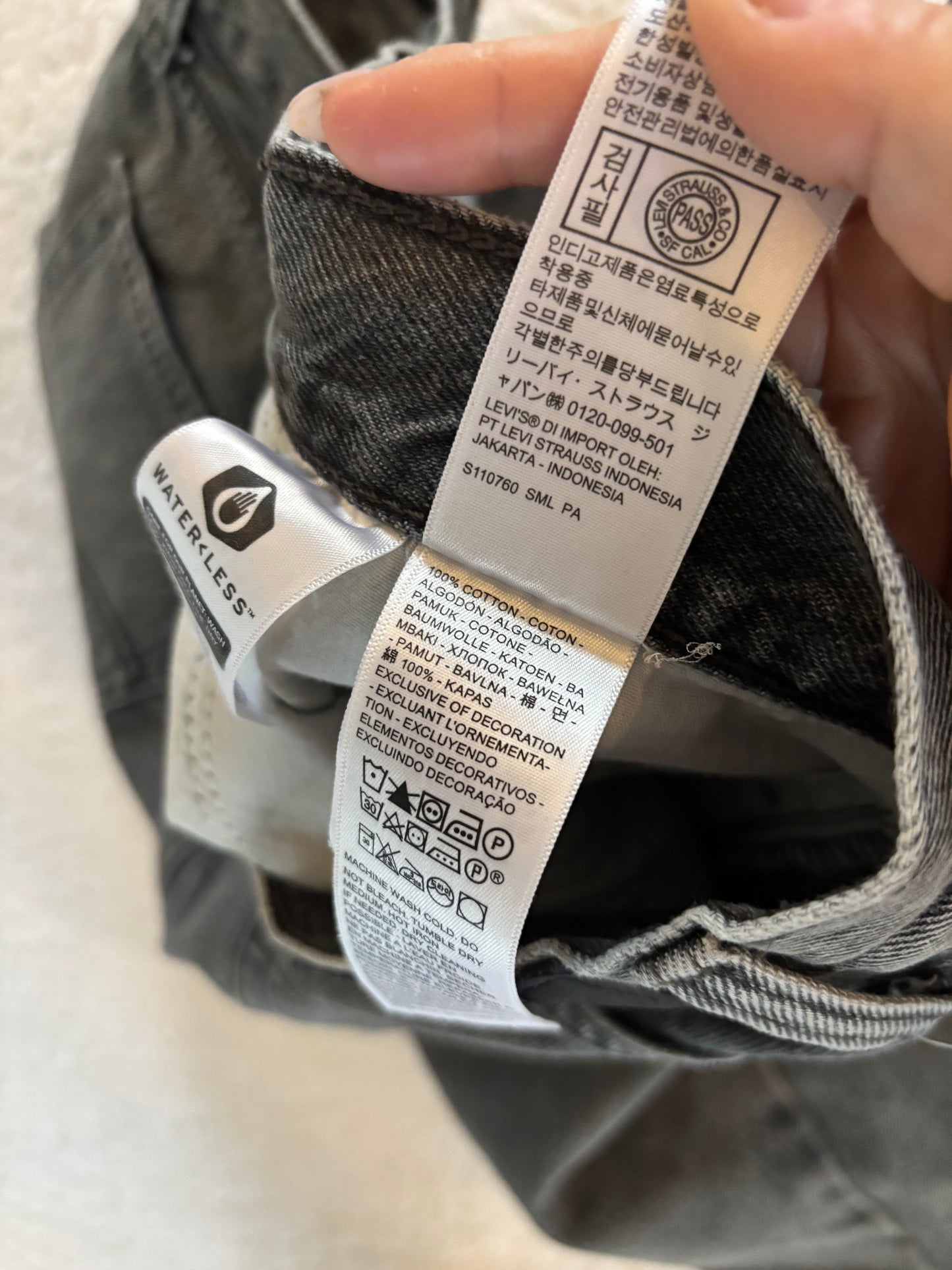 Levi's Baggy Dad Jeans in Grey | 30 (O114M17)