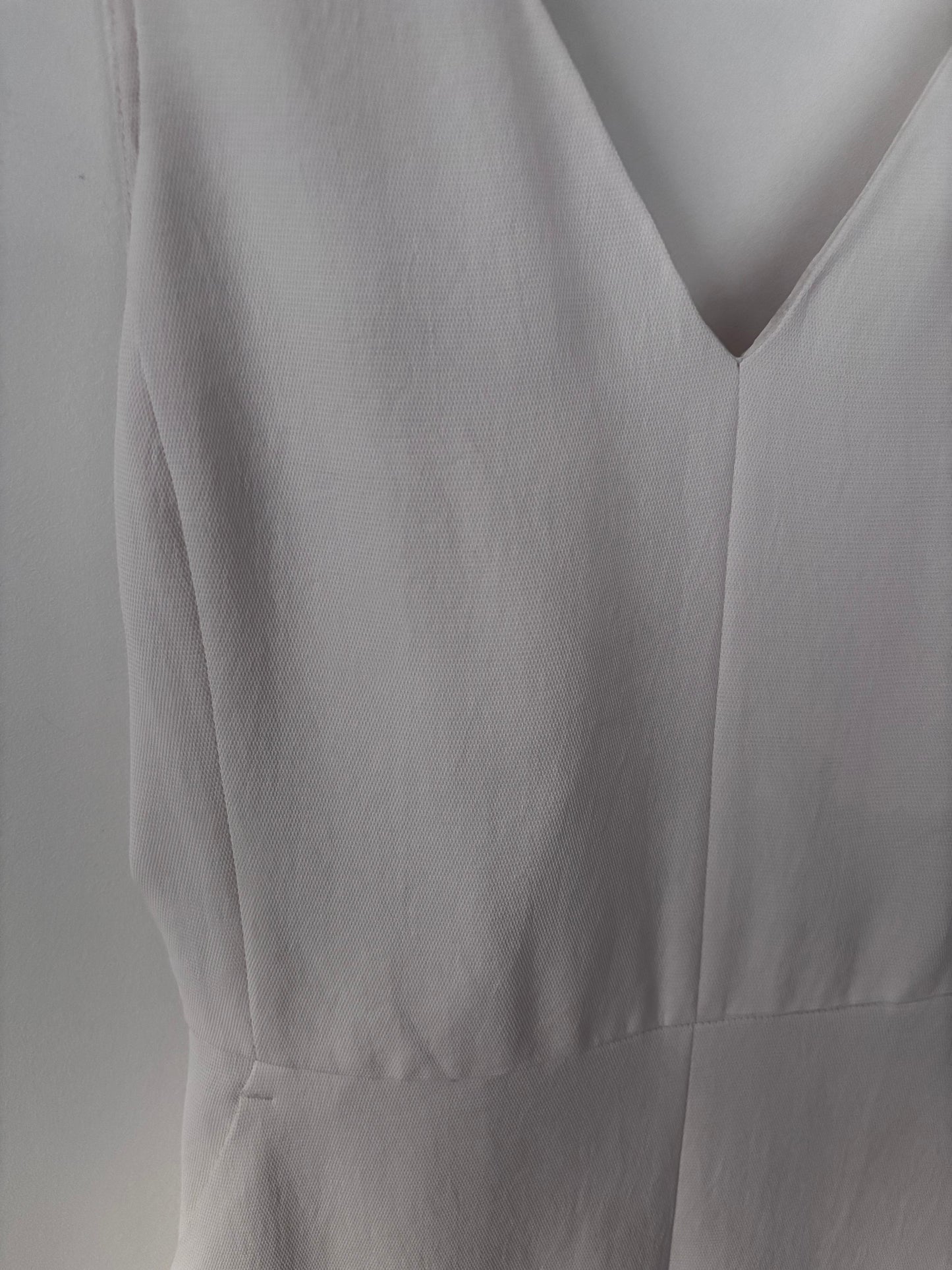 Aritzia Wilfred V Neck Ecoulement Wide Leg Jumpsuit | Sz 10 (flaw)