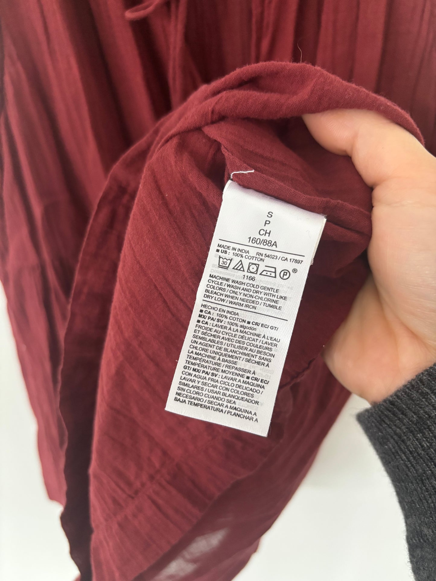 Old Navy Crinkle Gauze Tie-Front Blouse | Small (relaxed fit)(J61BC5)