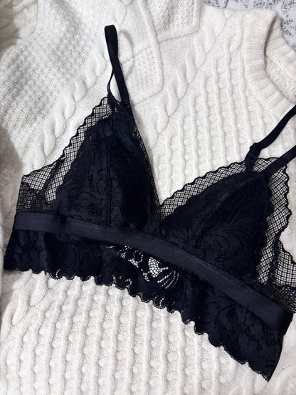 EnuoAngGee Black Lace Bralette | Sz Small
