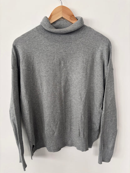 Denver Hayes Grey Lightweight Turtleneck | Sz (W5)