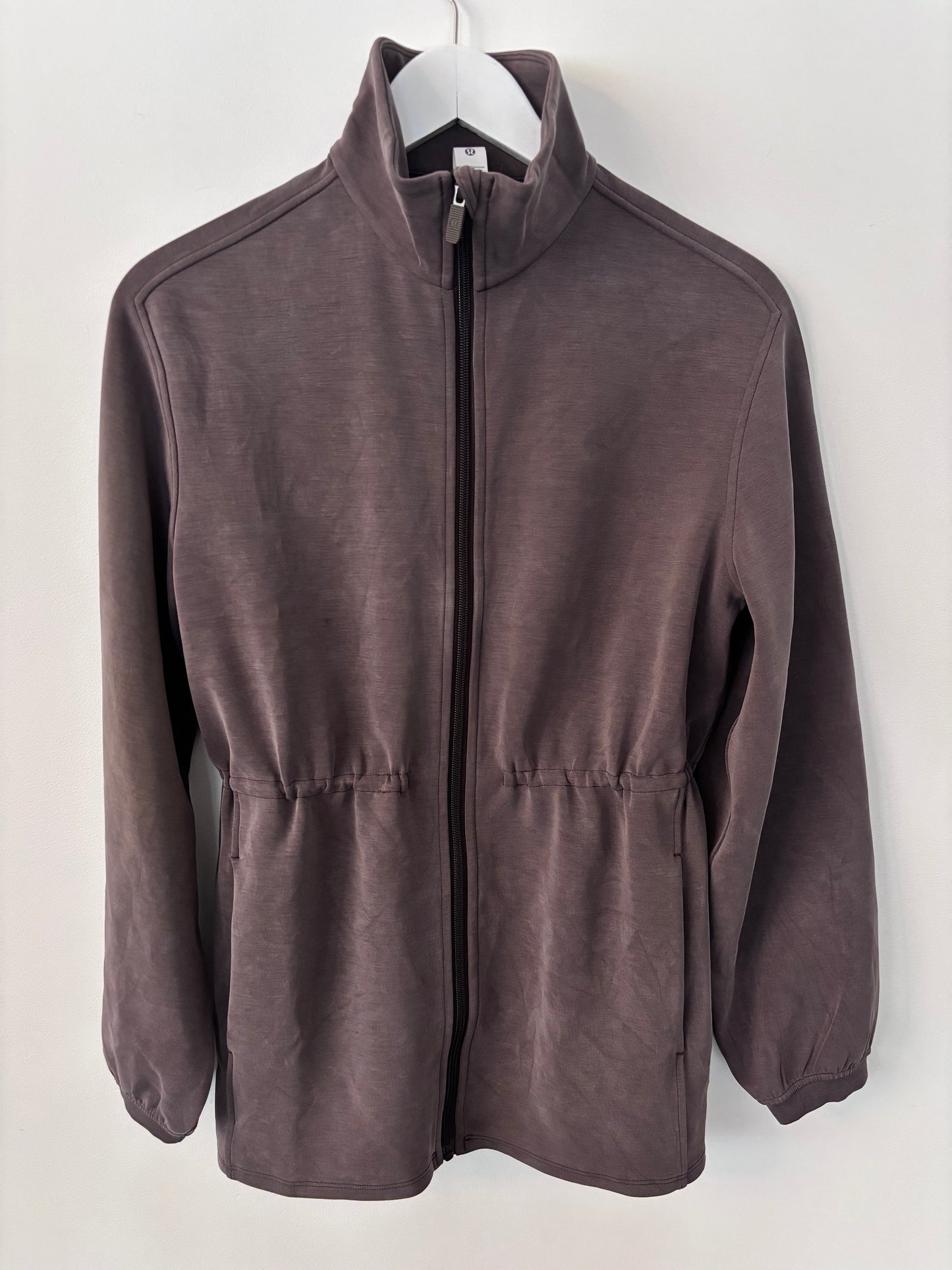 Lululemon Softstreme Cinch Waist Jacket in Brown | Sz Small (4-6)