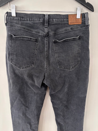 Denim Forum Arlo Straight Leg Denim | Sz 31
