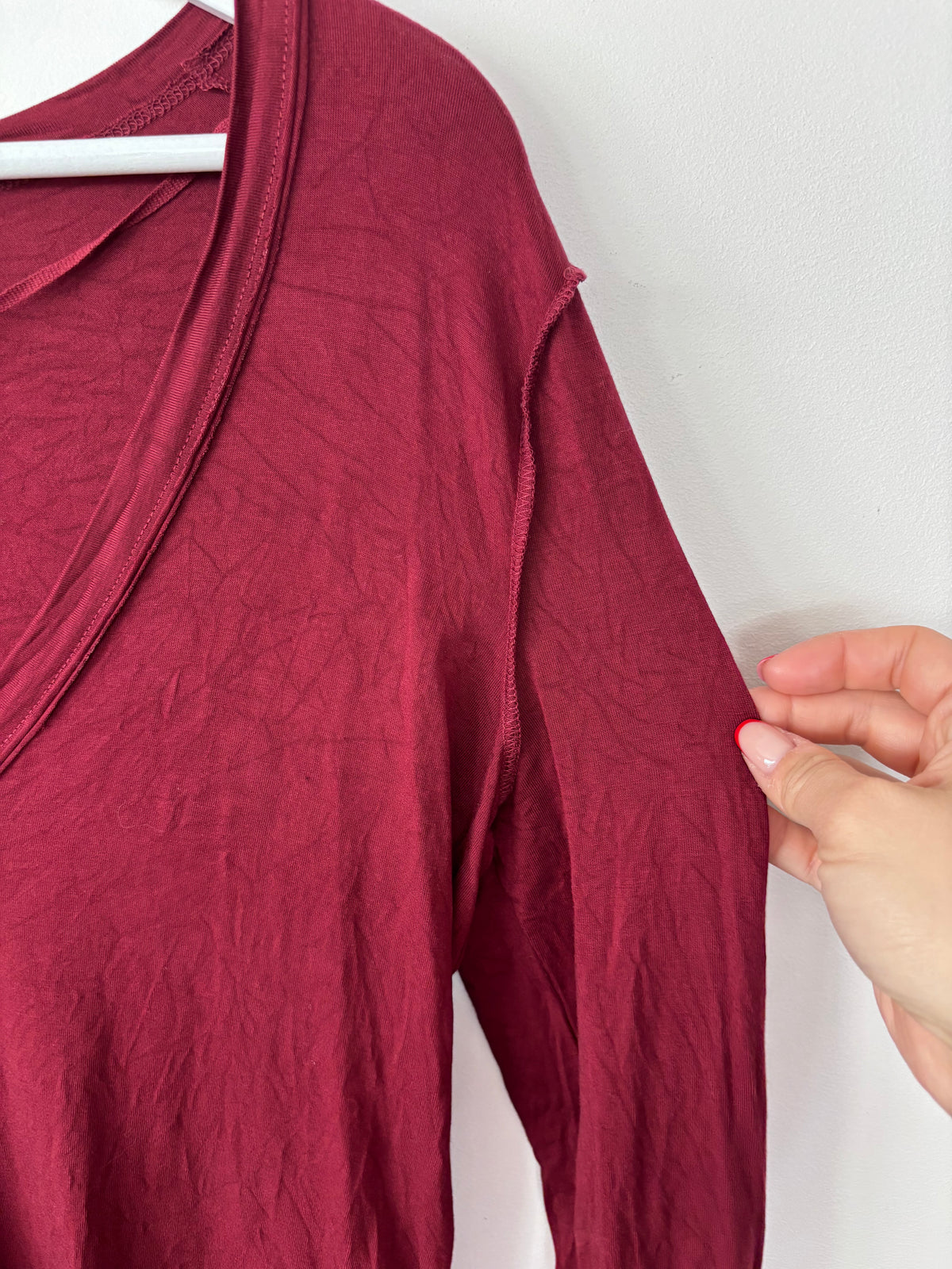 We the Free Soft Knit V-neck Merlot Top | Sz Small (fits oversized)