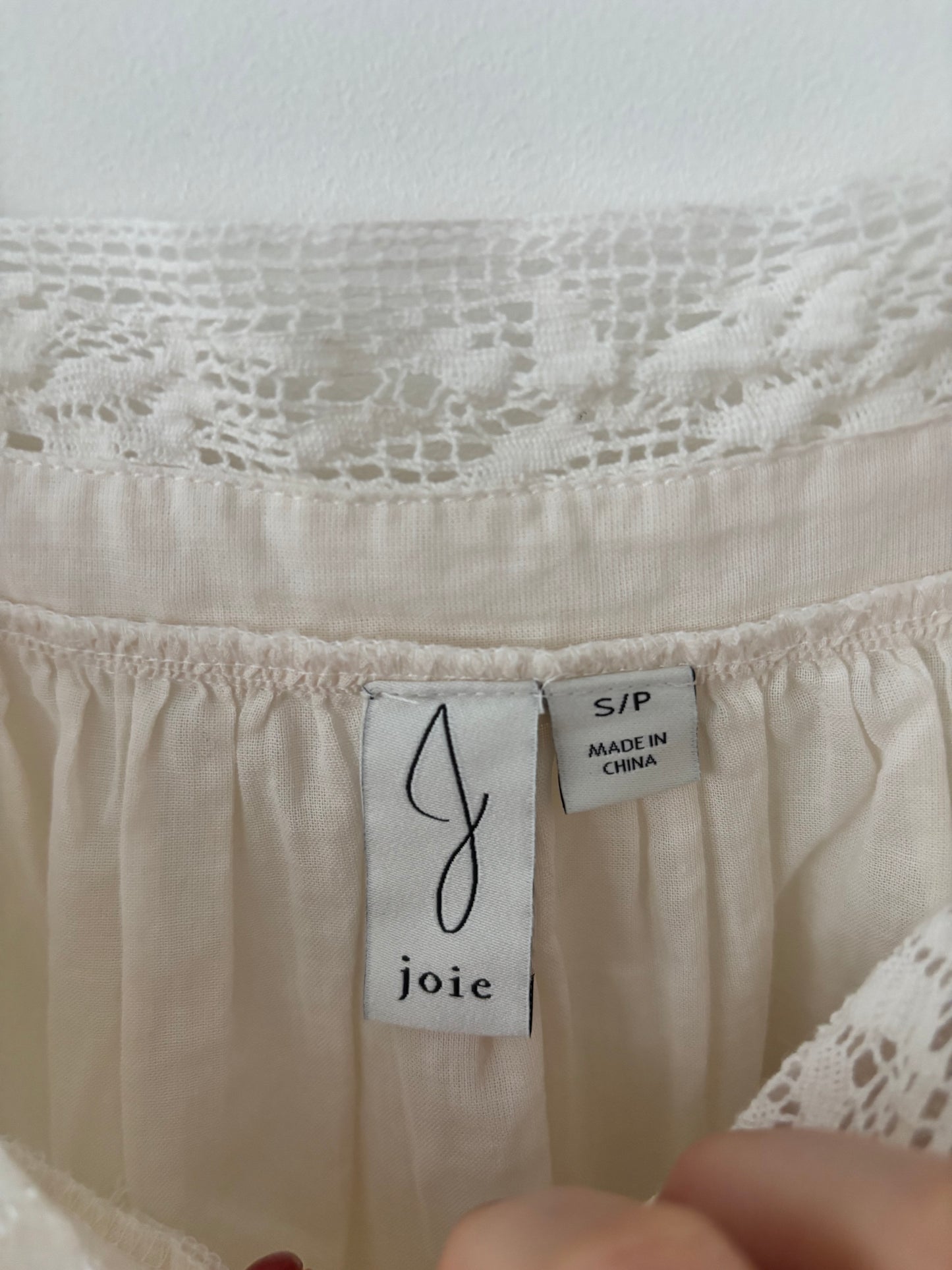 White LaceJoie Blouse | Sz Small (fits big) (J62BC5)