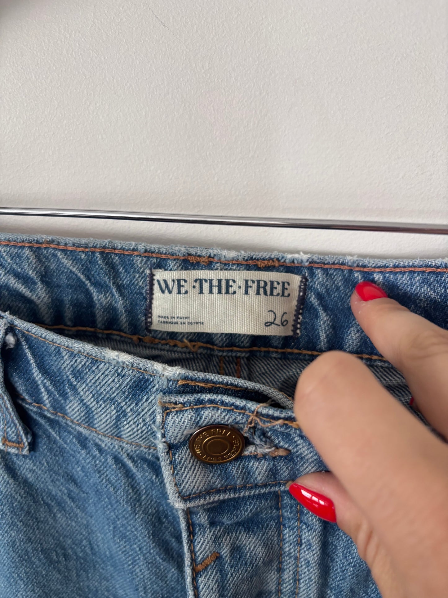 Free People Good Luck Barrel Jeans | Sz 26 (would fit 27 too)
