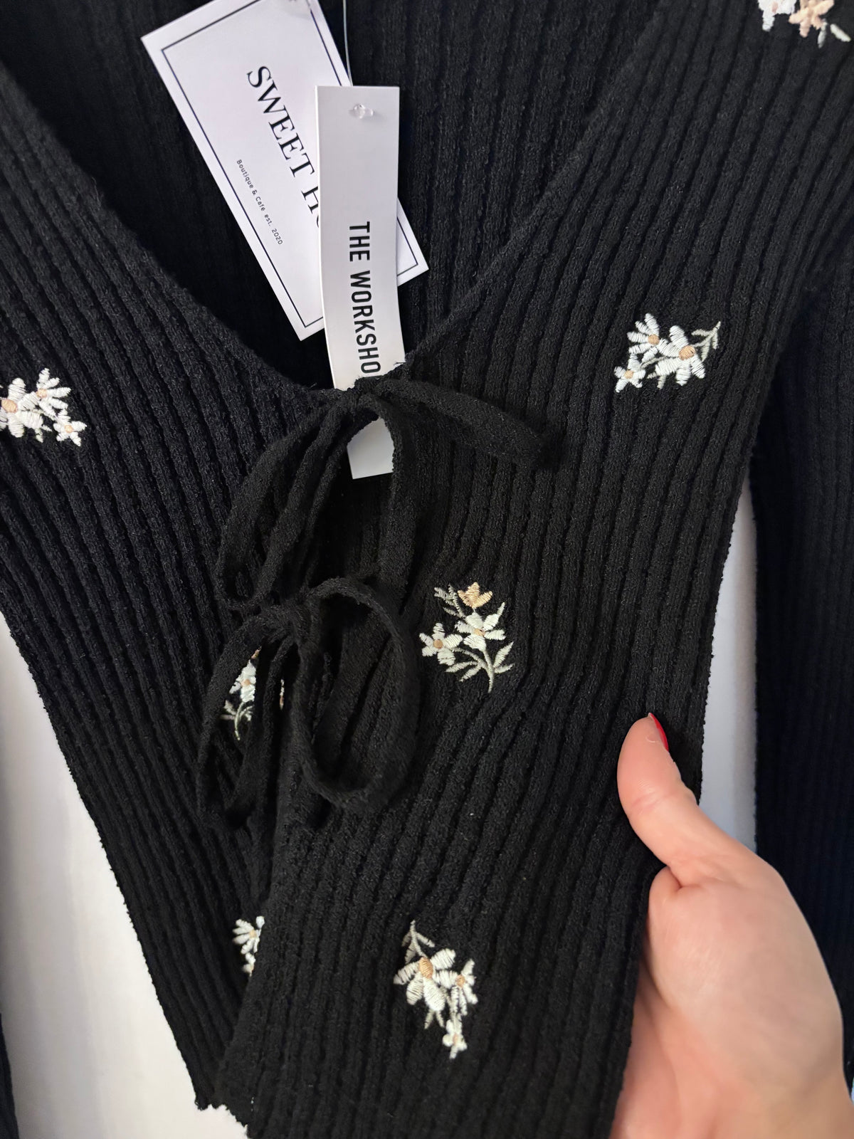 The WorkShop Tie Front Floral Cardigan | Sz Small