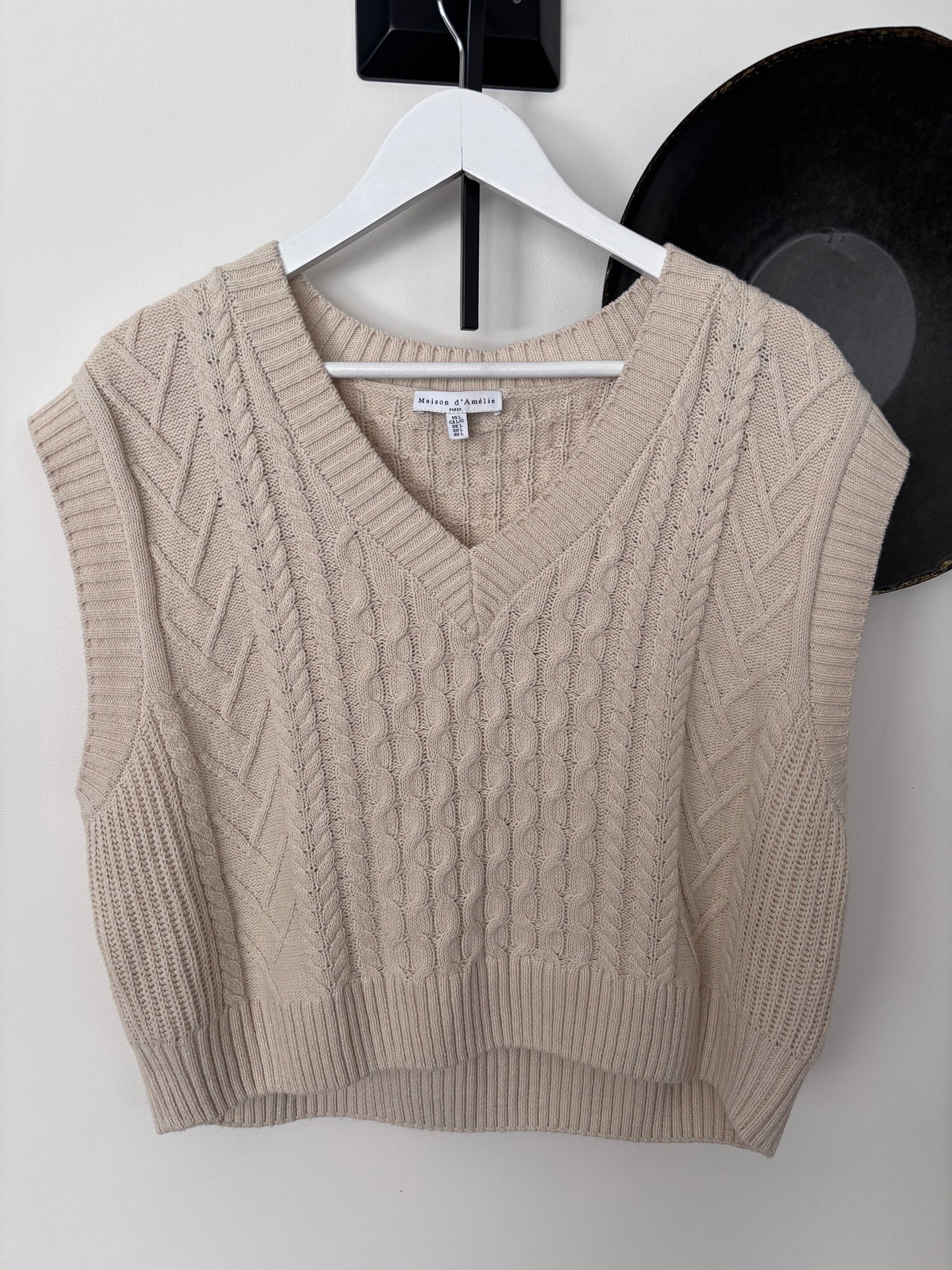 Maison d'Amelia Cream Sweater Vest | Sz Large (M07W2)