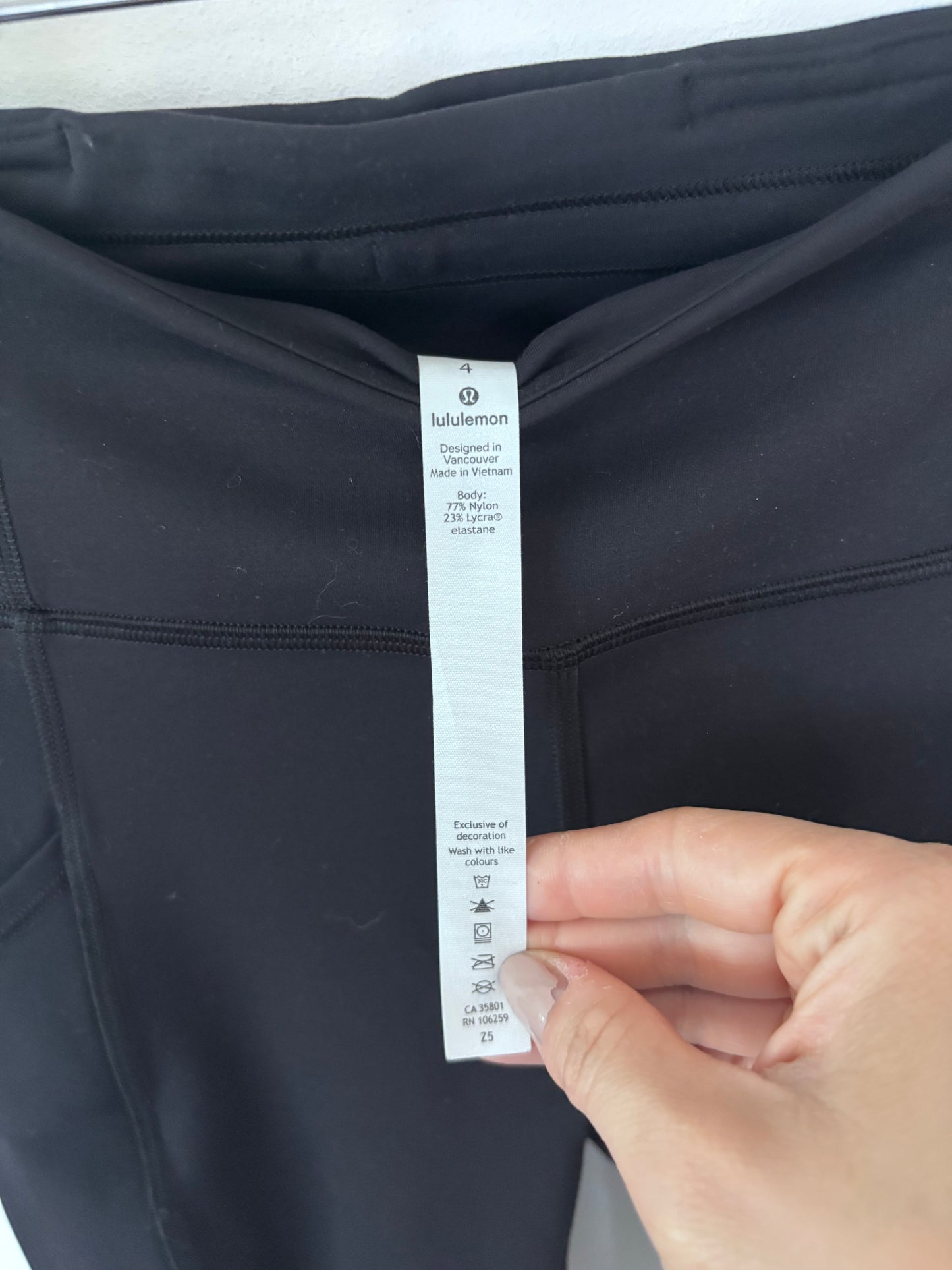 Lululemon Invigorate High-Rise Short 10" in Black | Sz 4