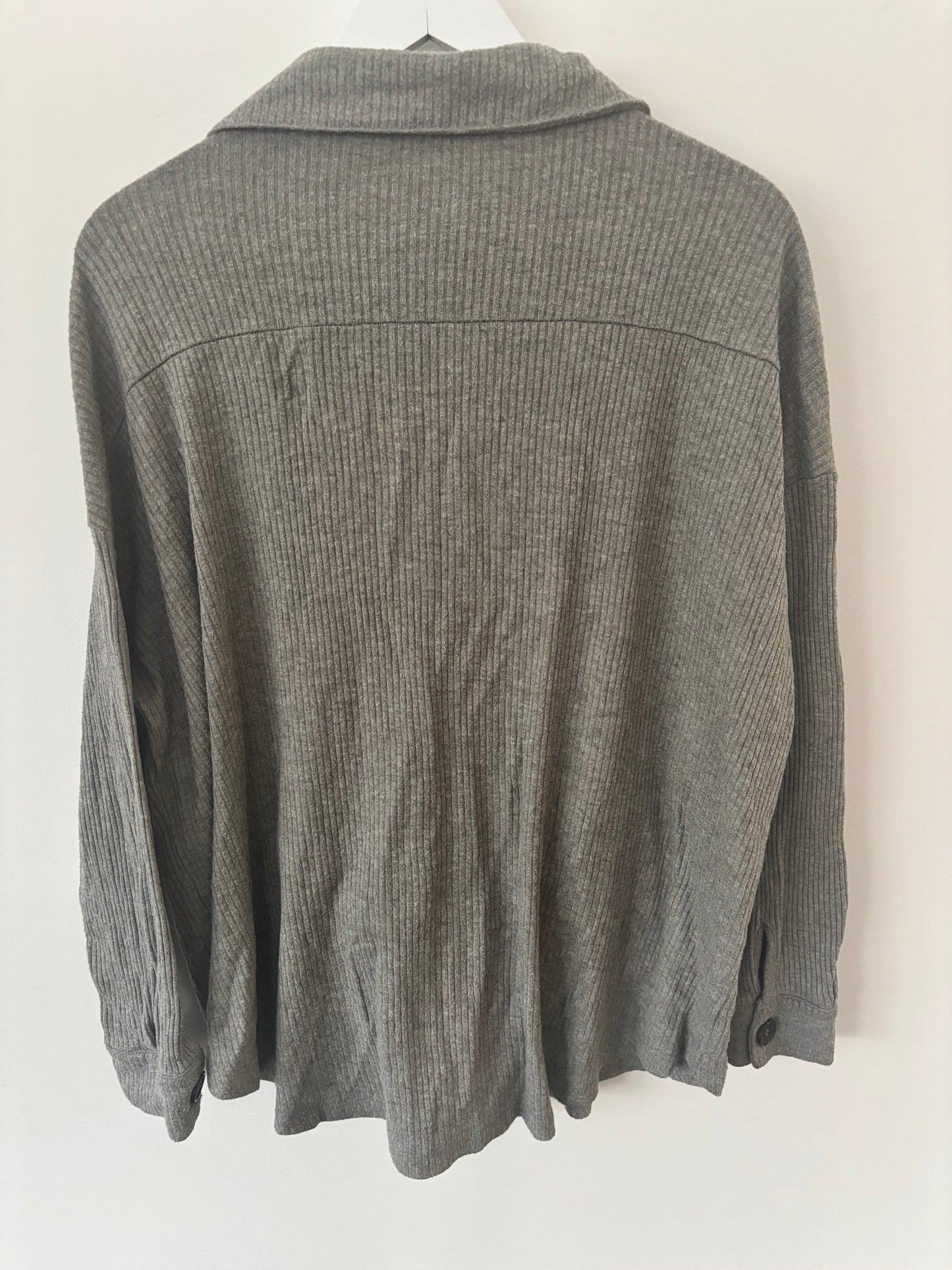 Zenana Grey Lightweight Shirt Jacket | Sz Medium (J84B8)