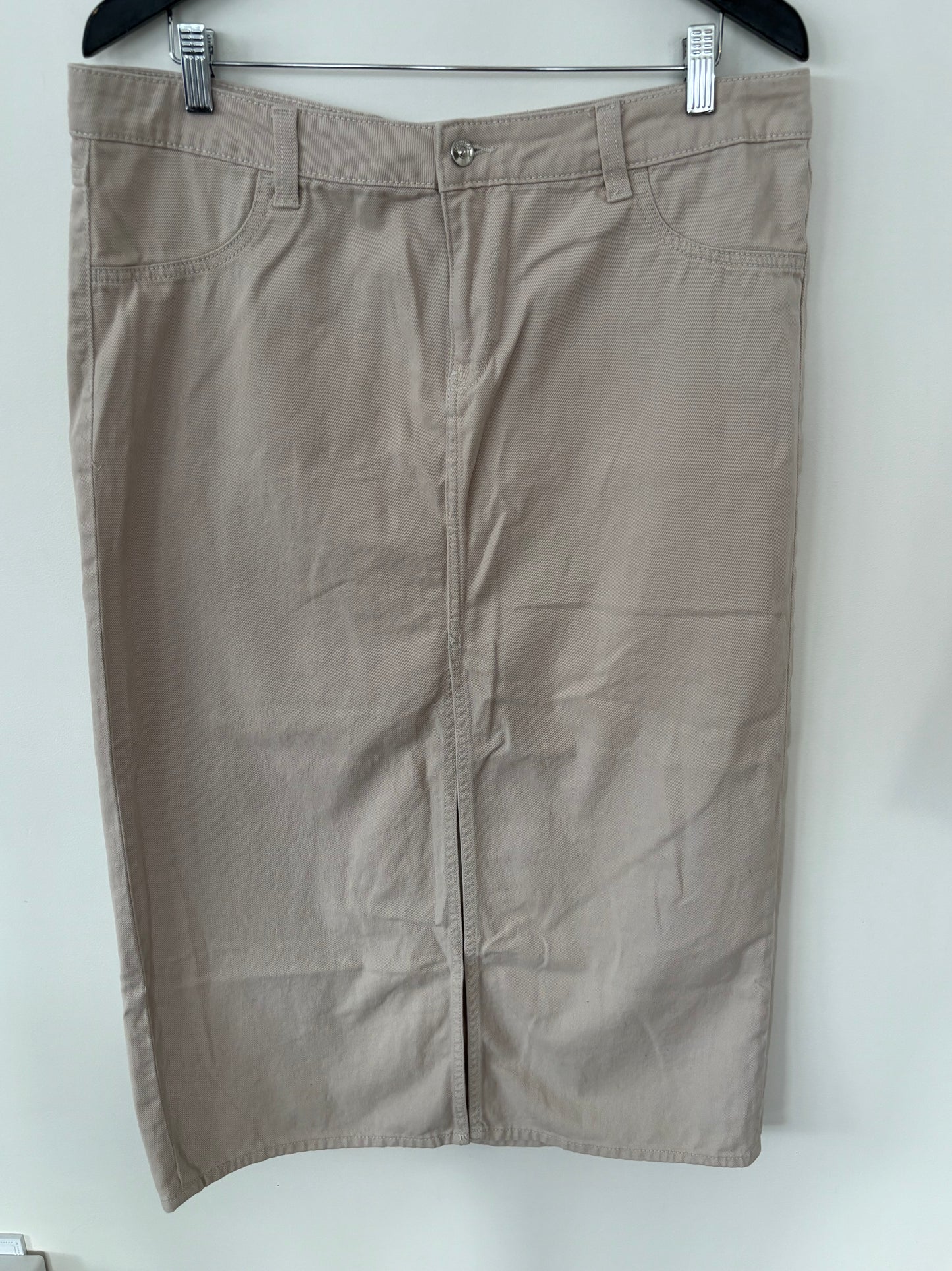 H&M Light Tan Denim Midi Skirt | Sz 14 or 32 (F81N19)