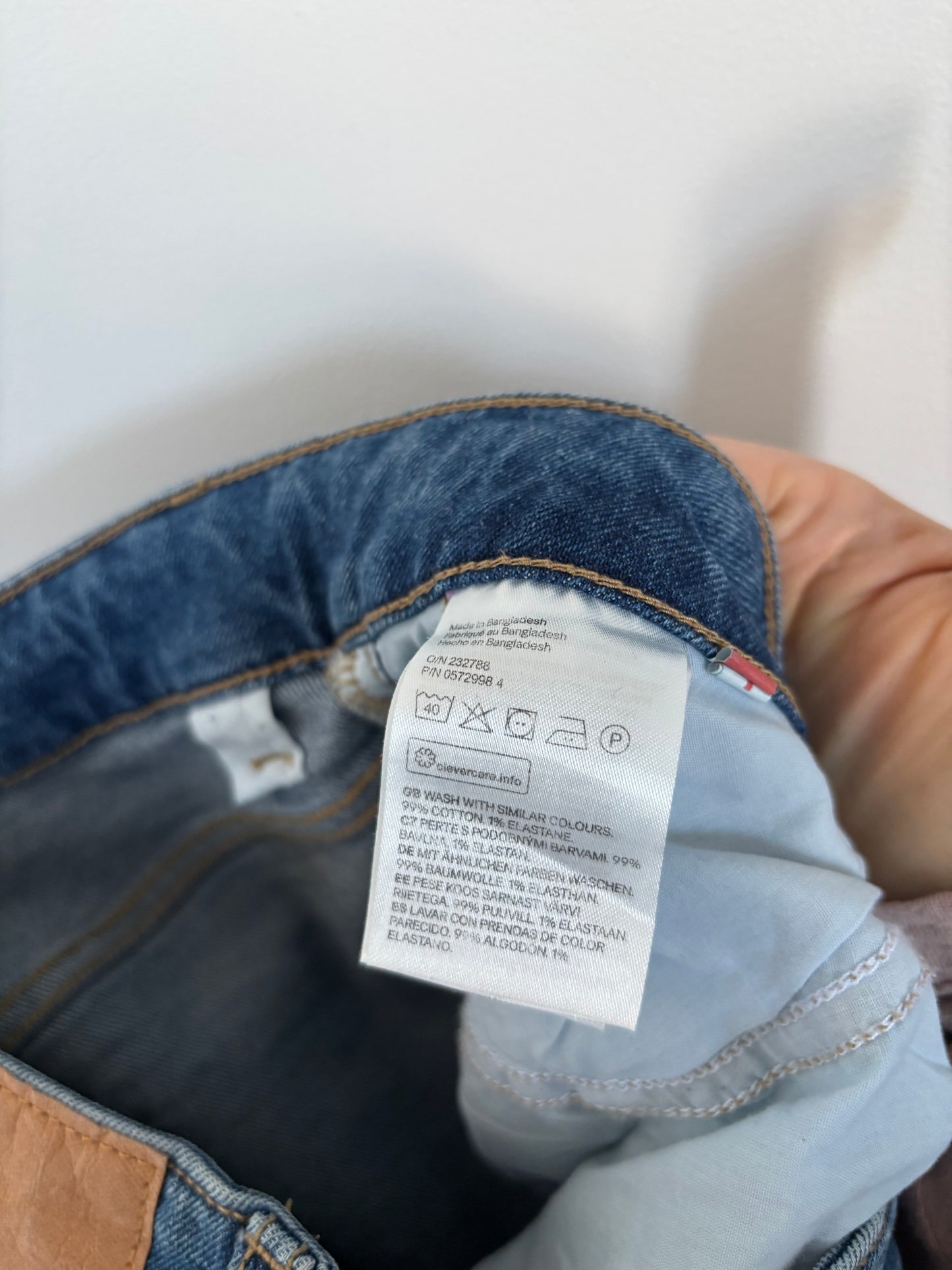 H&M Divided Mom Jeans | Sz 6 or 27/28 fit (J115BC5)