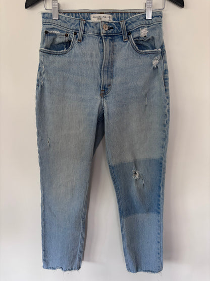 A&F The Mom High Rise Patch Denim (curve love) | Sz 26