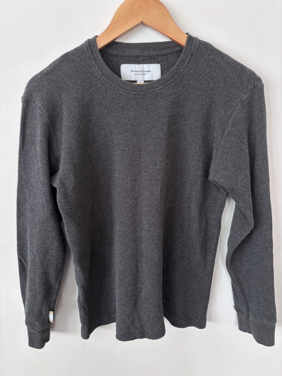 Province of Canada Waffle Thermal Long Sleeve | Sz Small