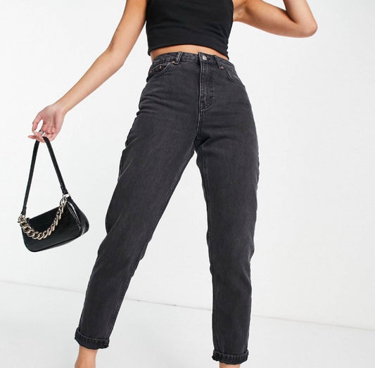 Topshop Black Tapered Jeans | Sz 28 (may fit like 27)
