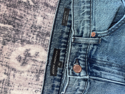 Modern American La Fayette Straight Jeans | Sz  32