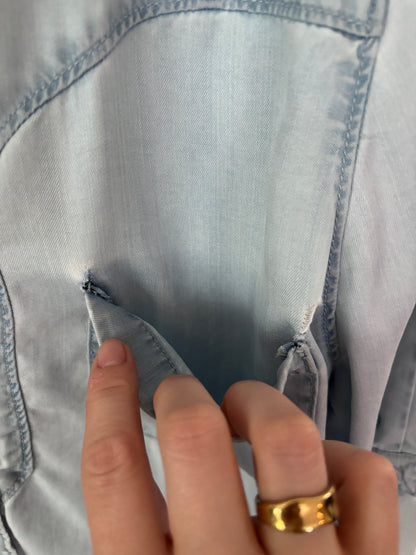 Guess Tencel Light Blue Button Down Top | Sz Large