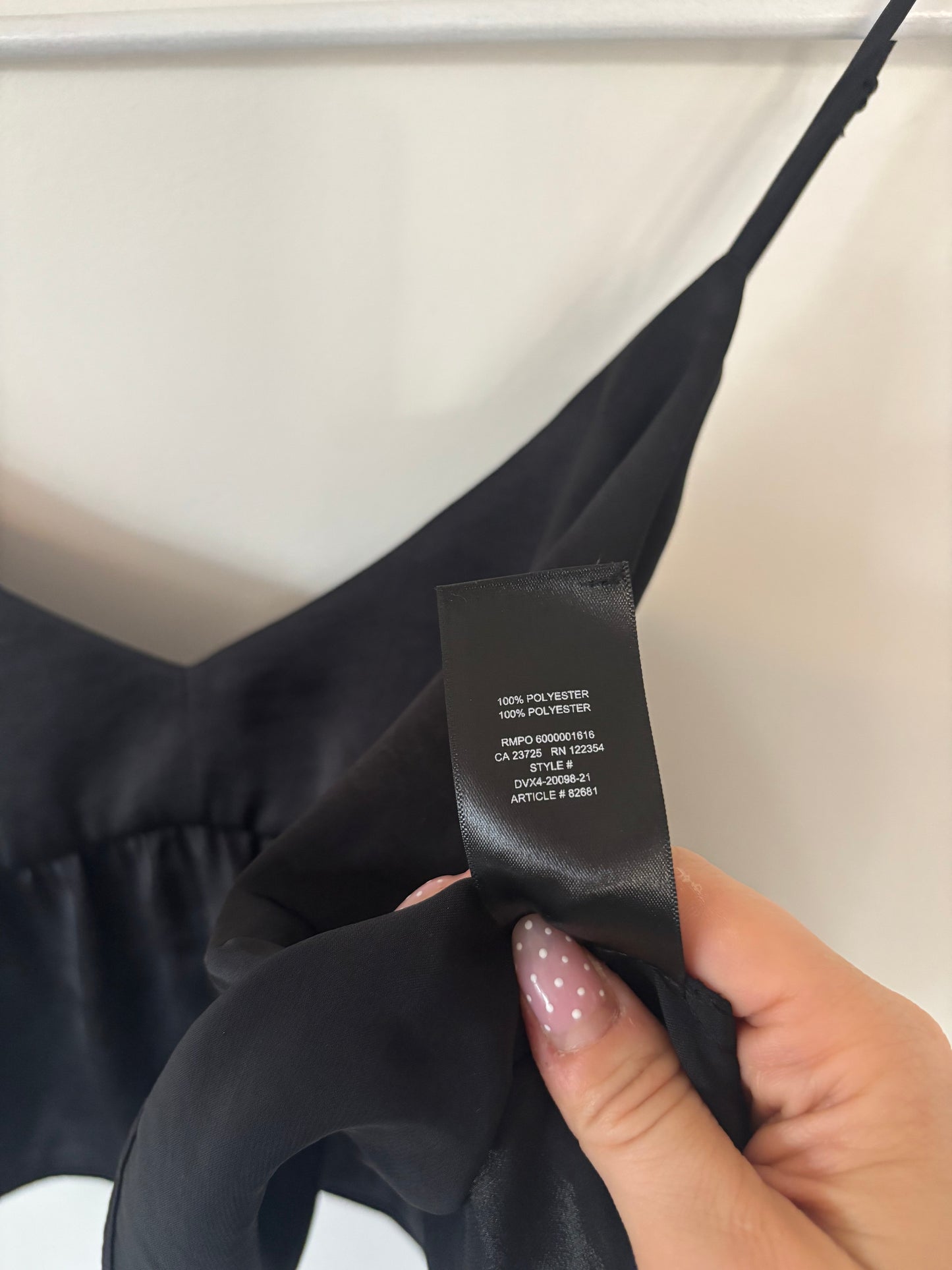 Wilfred / Aritzia Lover Satin Camisole | Small (N202K6)