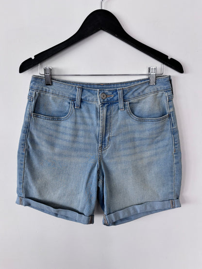 Old Navy HR WOW Cuffed Shorts | Sz 6