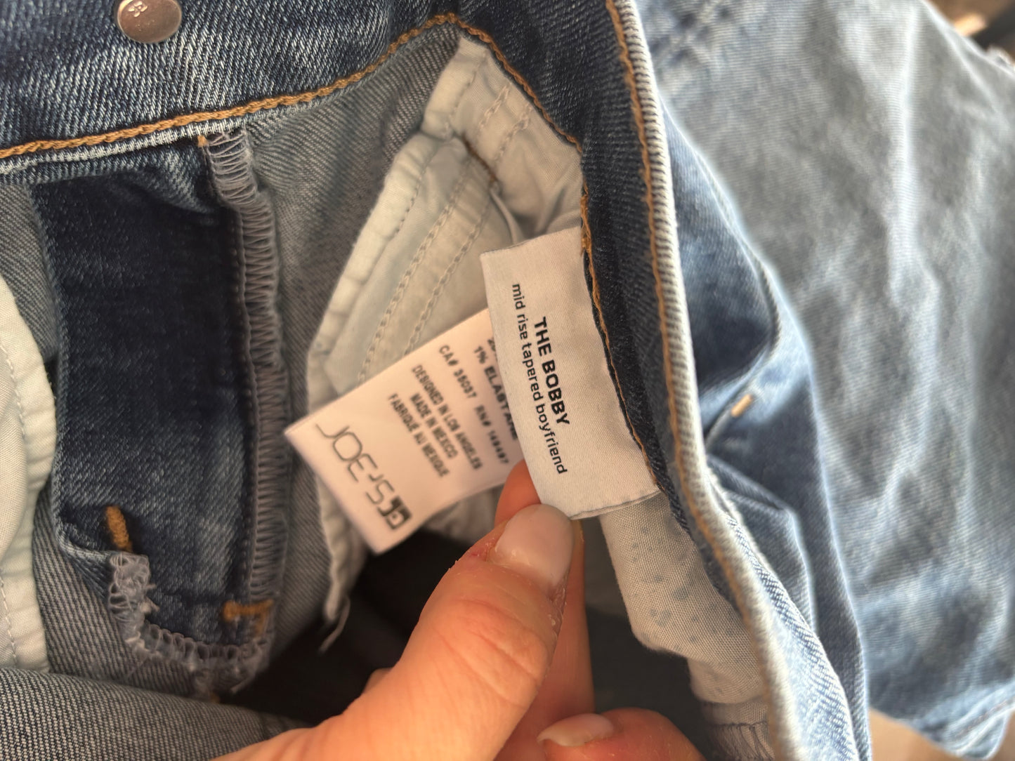 *Joes Jeans Bobby Tapered Boyfriend Denim | 26