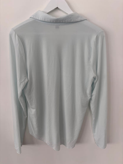 Wilfred Pose Hip Length Button Down in Light Blue | Sz Large (M110B11)