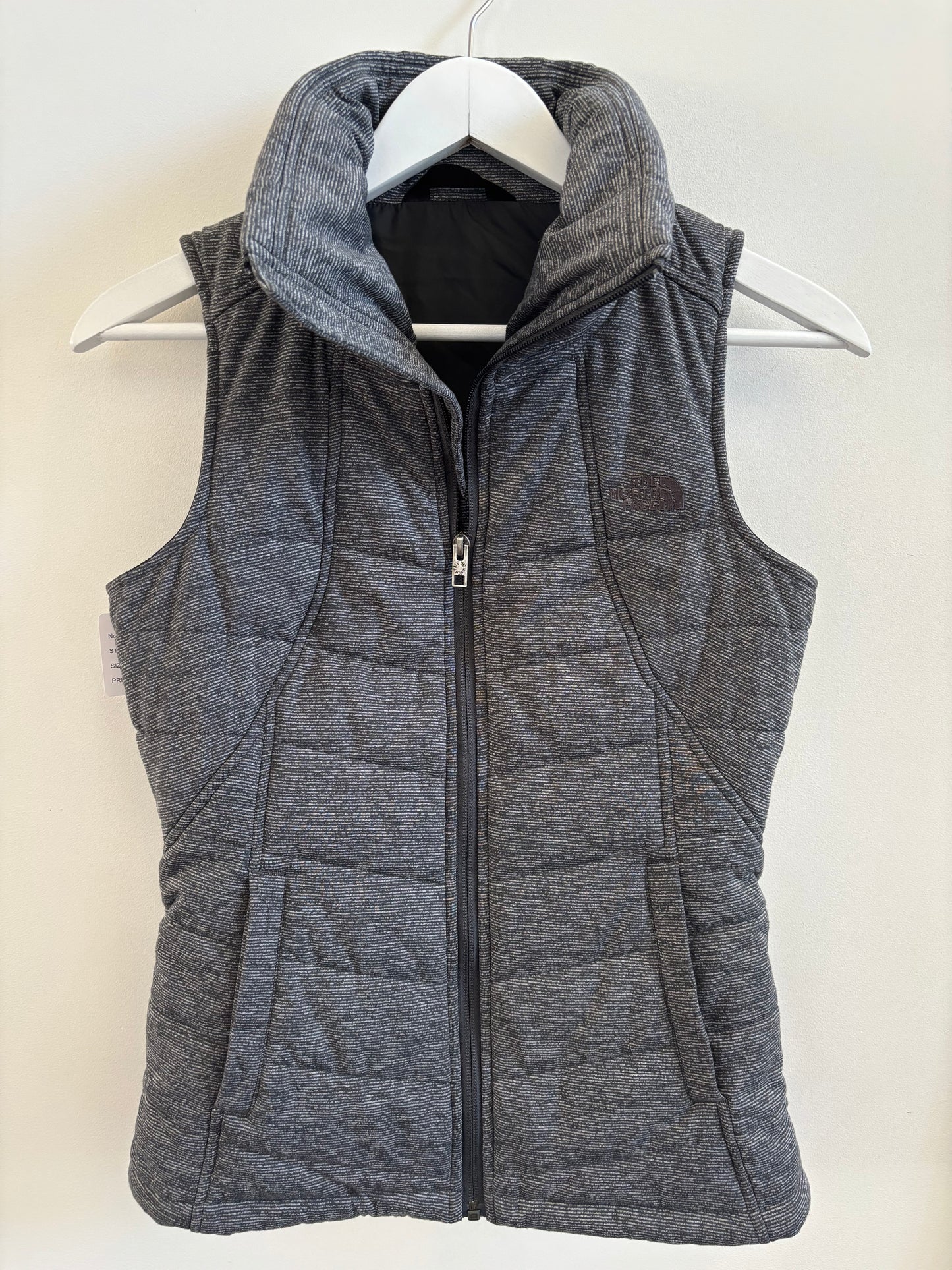 The North Face Charcoal Pseudio Vest | XS (O60M10)