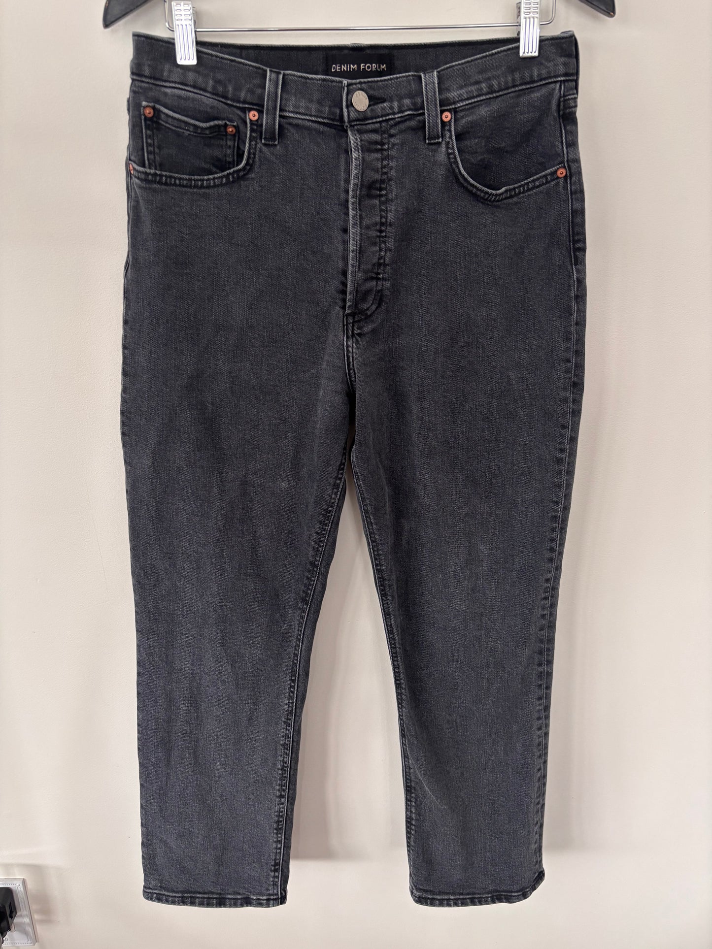Denim Forum Arlo Straight Leg Denim | Sz 31