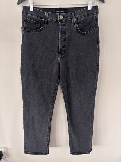 Denim Forum Arlo Straight Leg Denim | Sz 31