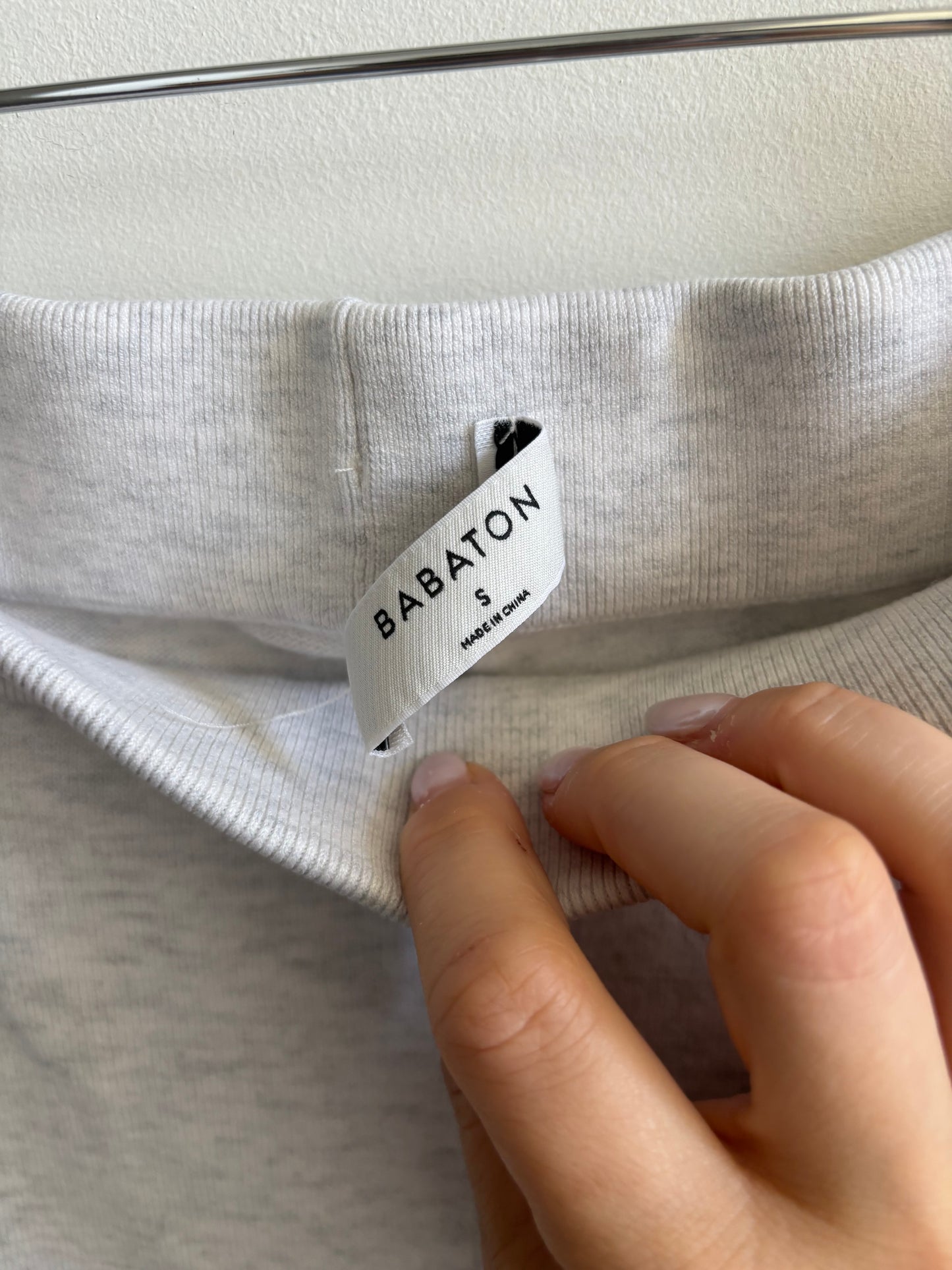 Babaton / Aritzia Knit Grey Joggers | Small