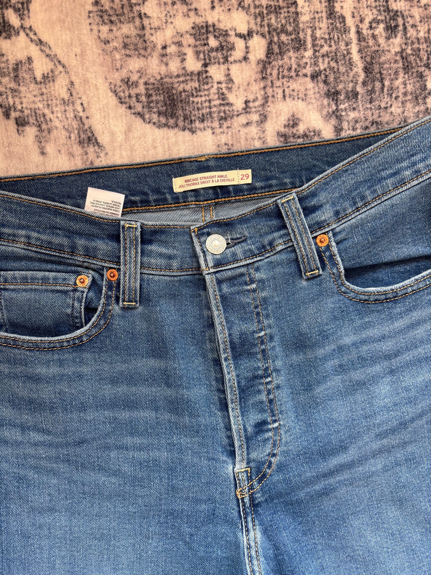 Levi's Ribcage Straight Ankle Length Jeans | Sz 29