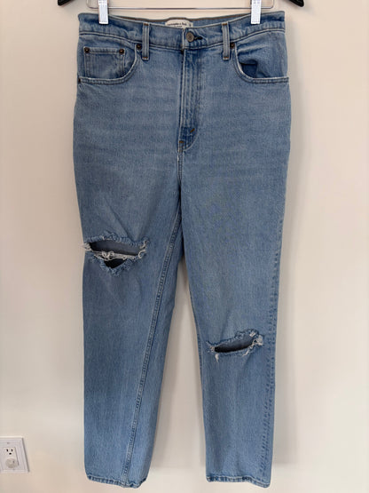 A&F 90s Straight Ultra High Rise Jeans (distressed) | Sz 29 (J57L9)