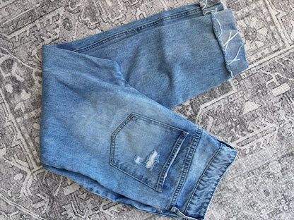 Jilly Jeans Boyfriend Lightly Distressed Jeans | Sz 9 (fits Sz 27 or 28)