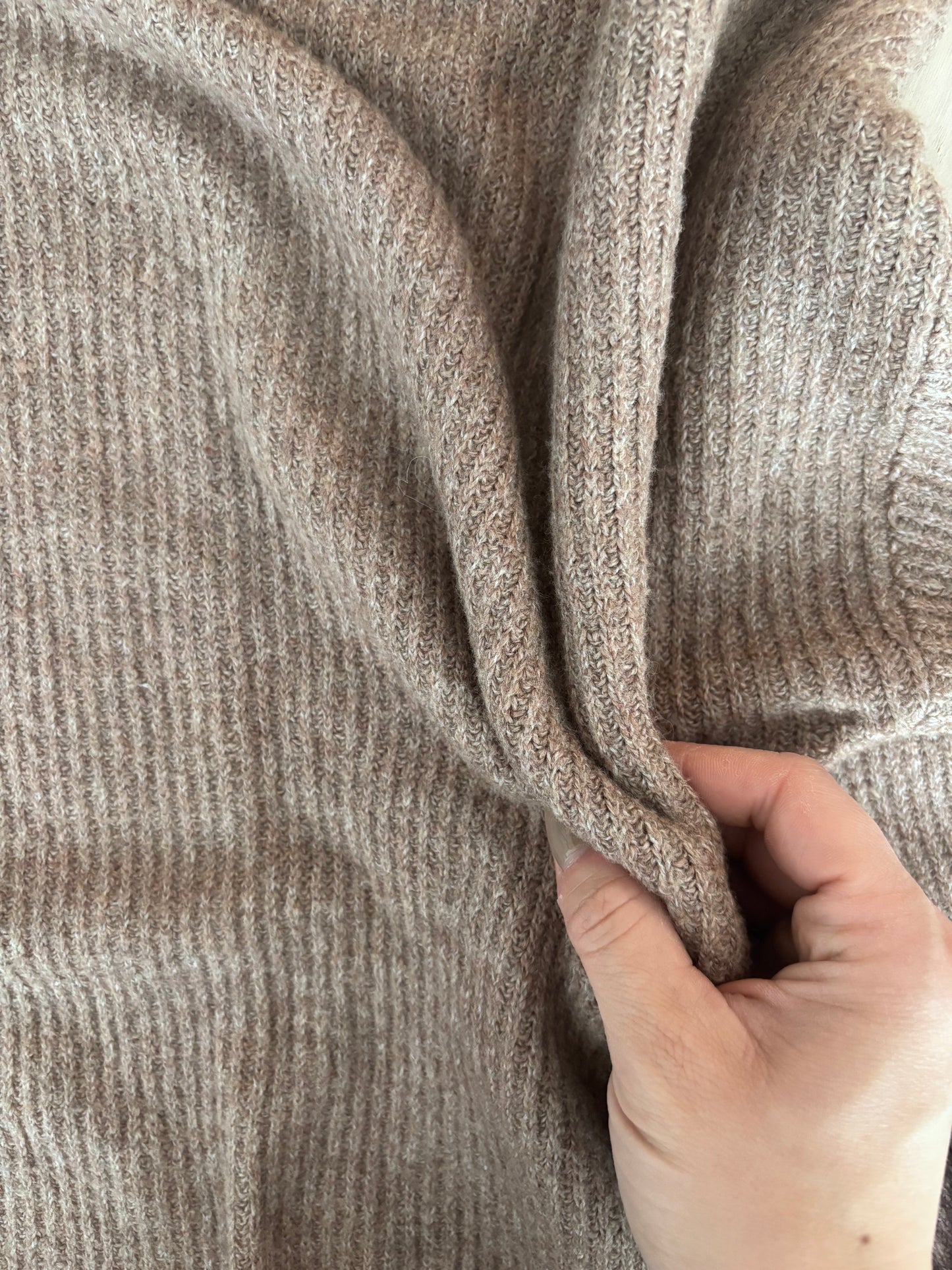 Old Navy Taupe Knit Sweater | Sz Small (Oversized)