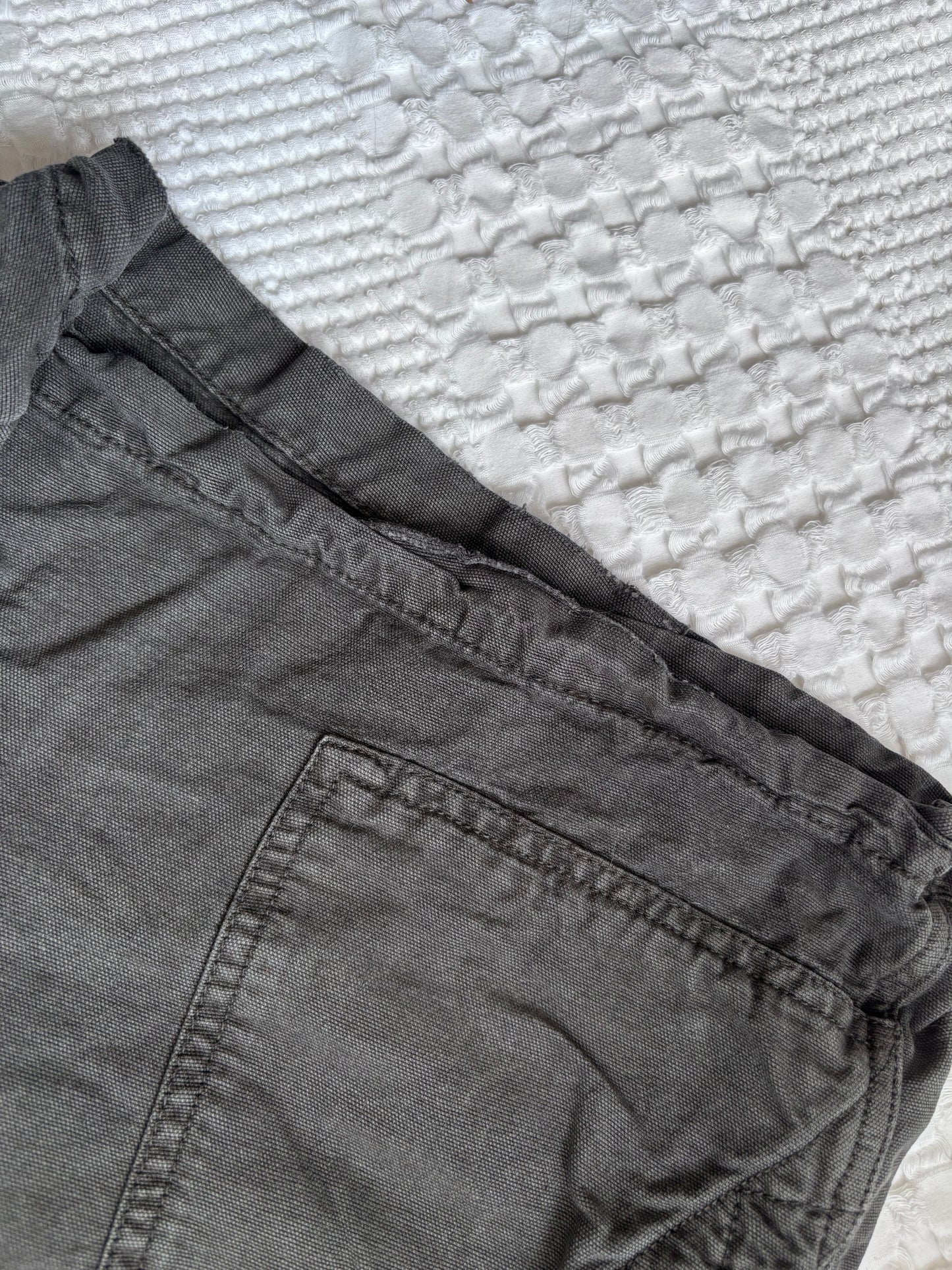 Aerie Wander Shorts in Dark Grey | Sz Medium