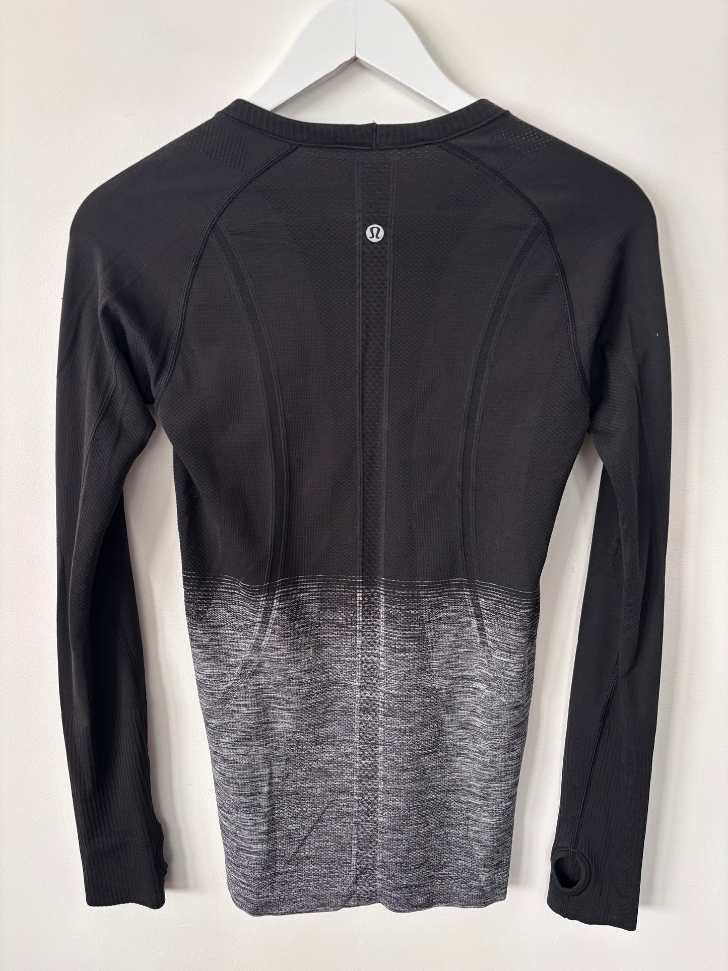 Lululemon Swiftly Tech Long Sleeve Crew Black/White Ombre | Sz 6 (approx)