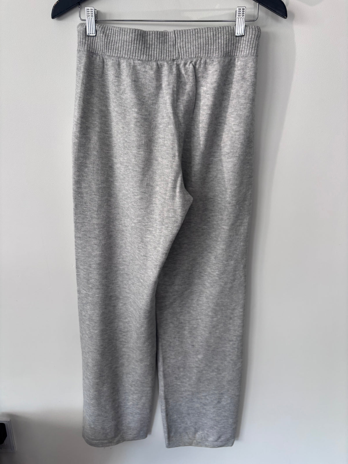 Lazy Pants Soft Grey Lounge Pants | Sz Small (fits a bit big. Matching hoodie in Medium available)