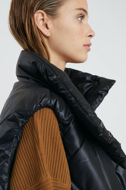 Deluc Black Pinkflo Puffer Gilet | Sz Small (oversized)(AG1)